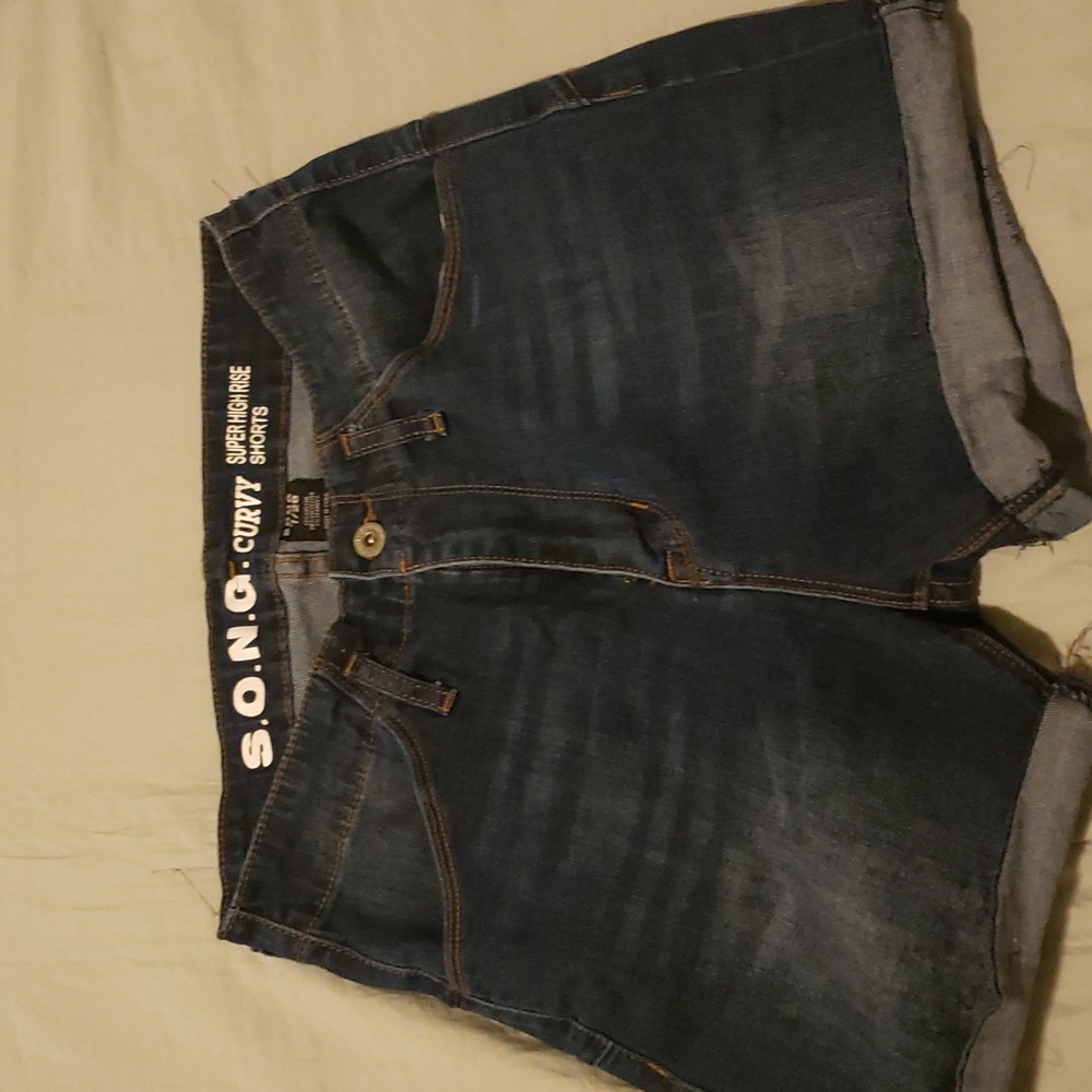 Song super high risr shorts 7/28
